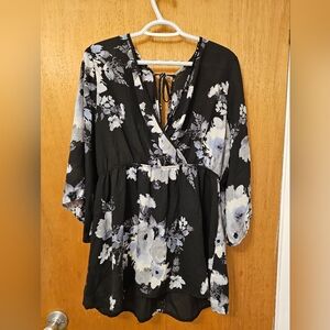 Torrid Sz 0 Floral Blouse